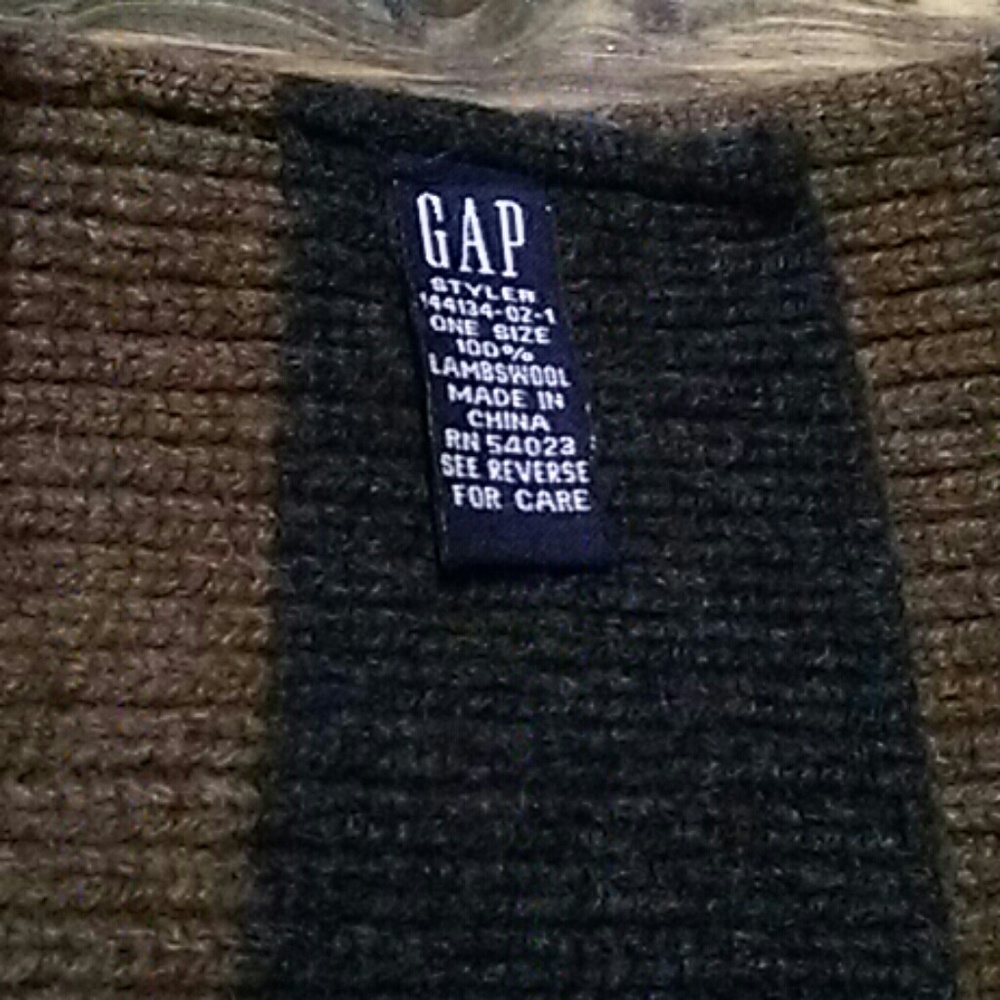 Gap Neck scarf NWOT